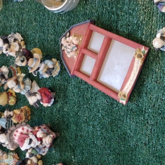 Vintage Mary's moomoos cow figurines price star at $7 and up - Picture 13 of 17